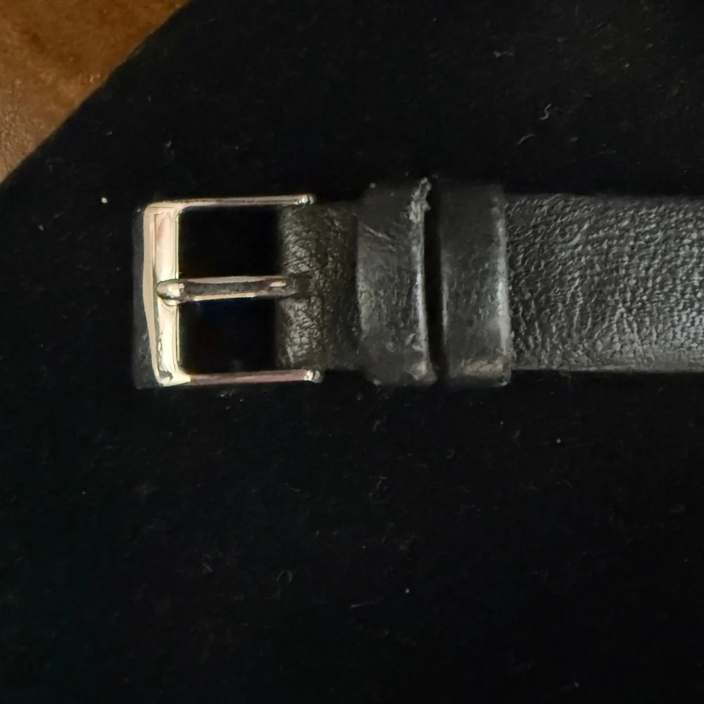 Guess Silver Dial Black Leather Strap Women's Watch with New Battery